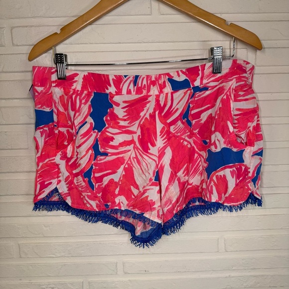 Lilly Pulitzer Pants - Lilly Pulitzer Pink Blue Tiki Pink Beach Bliss Fringe Shorts, Women’s Size Large